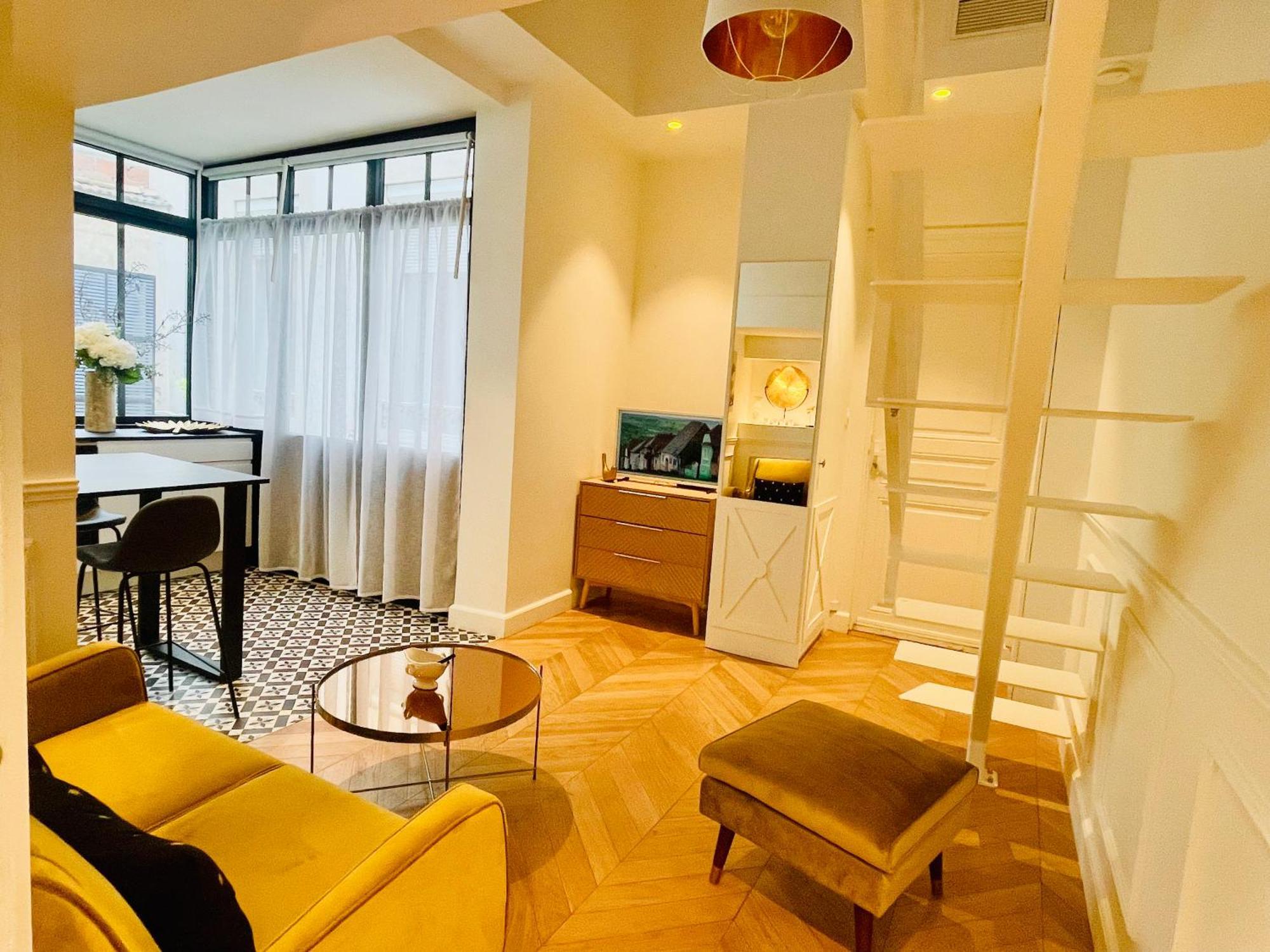 Appartements De Charme Du General Leclerc - Place D'Erlon - Hypercentre - Gare - Reims Dış mekan fotoğraf